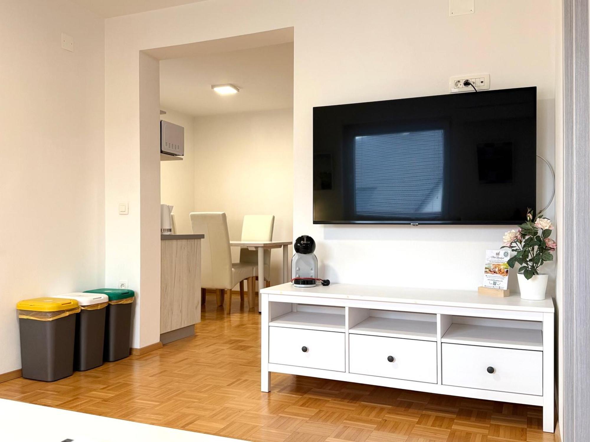 Guest House Kobal Spodnje Gorje 외부 사진