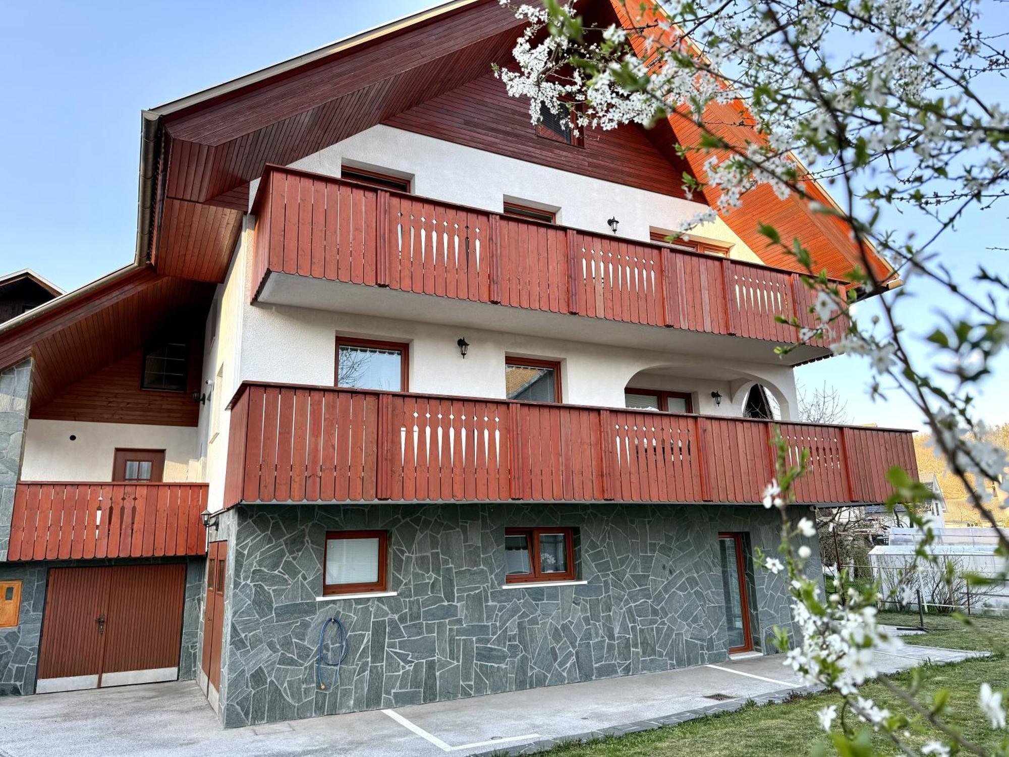 Guest House Kobal Spodnje Gorje 외부 사진